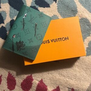 Louis Vuitton Golf Green Passport Holder